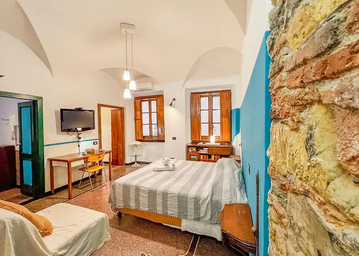 Lovingenoa Old - Stone * Génova