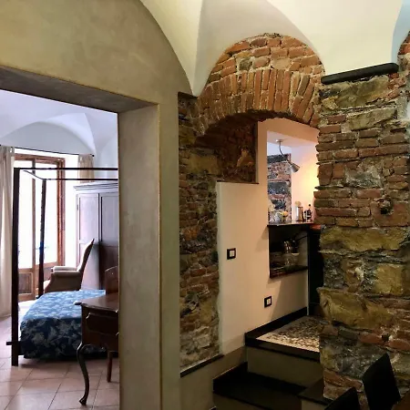 Lovingenoa Old Stone * Cenova