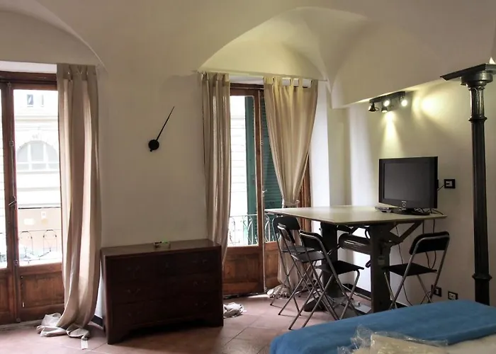 شقة Lovingenoa Old - Stone